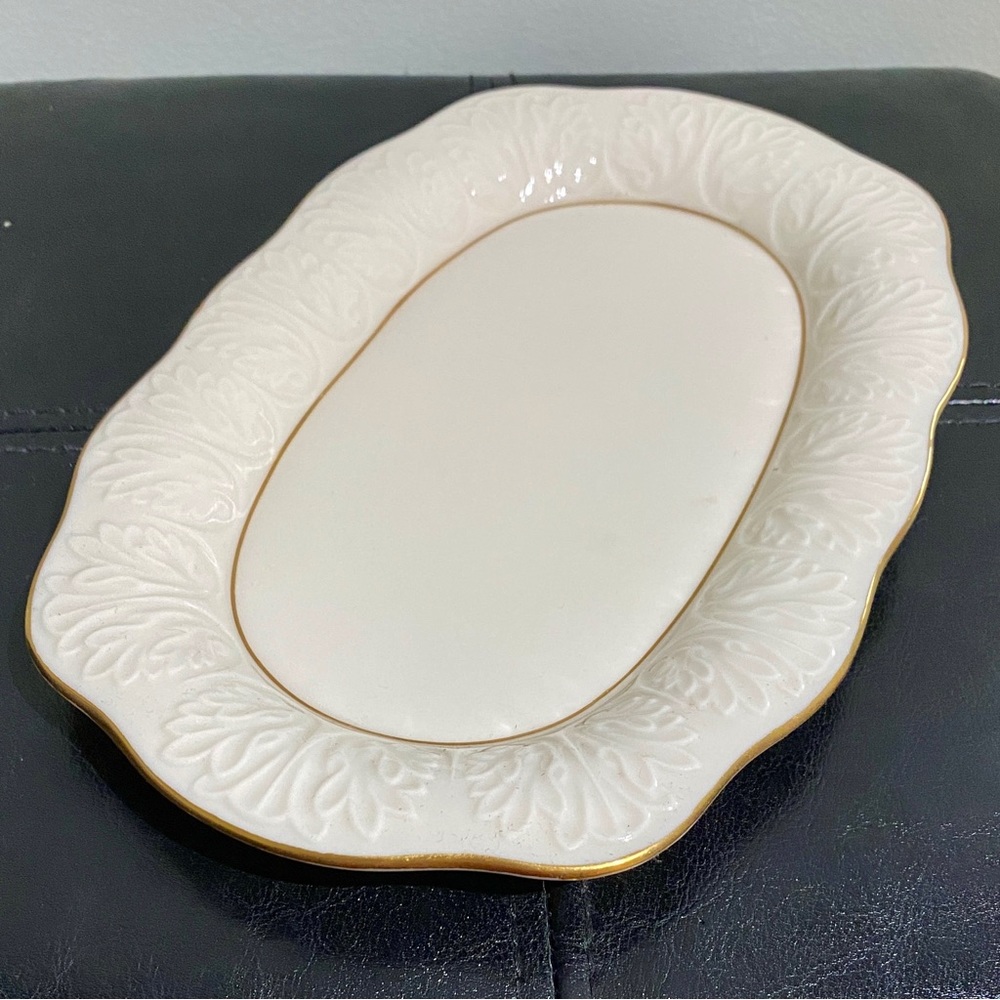 Lenox China Cottage Tray with Embossed Leaves and Gold Trim